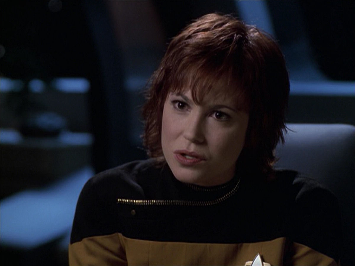 extant_StarTrek_VOY_6x18-AshesToAshes_02178.jpg
