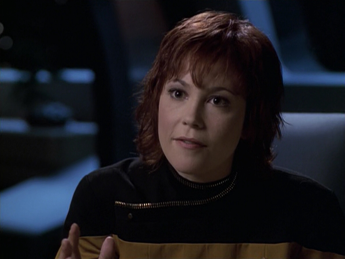 extant_StarTrek_VOY_6x18-AshesToAshes_02198.jpg
