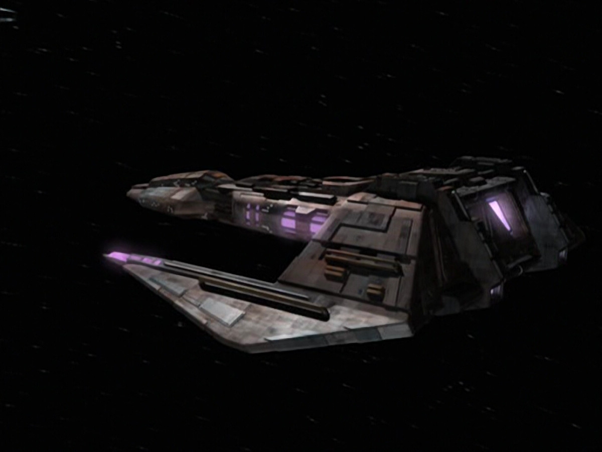 extant_StarTrek_VOY_6x18-AshesToAshes_02670.jpg