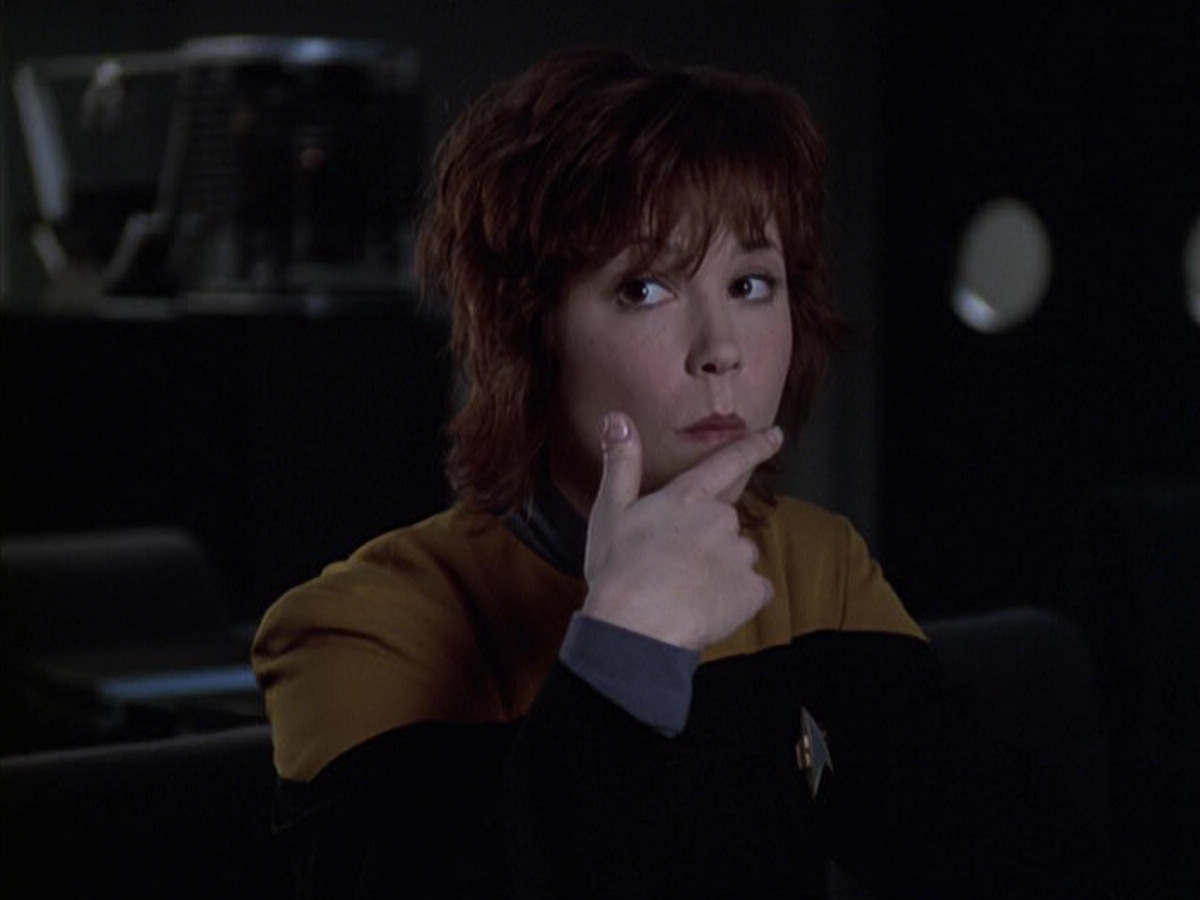 extant_StarTrek_VOY_6x18-AshesToAshes_03005.jpg