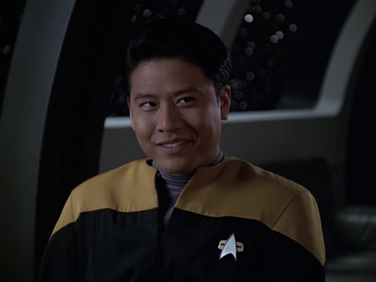 extant_StarTrek_VOY_6x18-AshesToAshes_03018.jpg