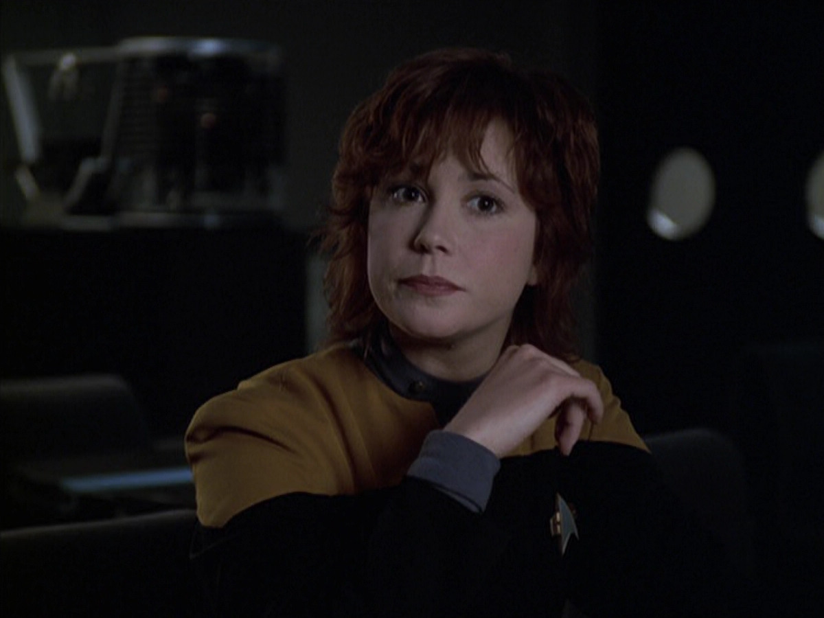 extant_StarTrek_VOY_6x18-AshesToAshes_03029.jpg
