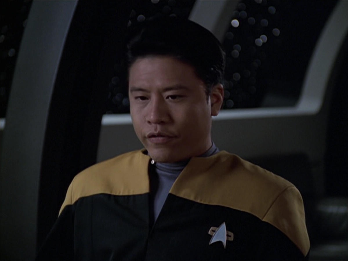 extant_StarTrek_VOY_6x18-AshesToAshes_03036.jpg