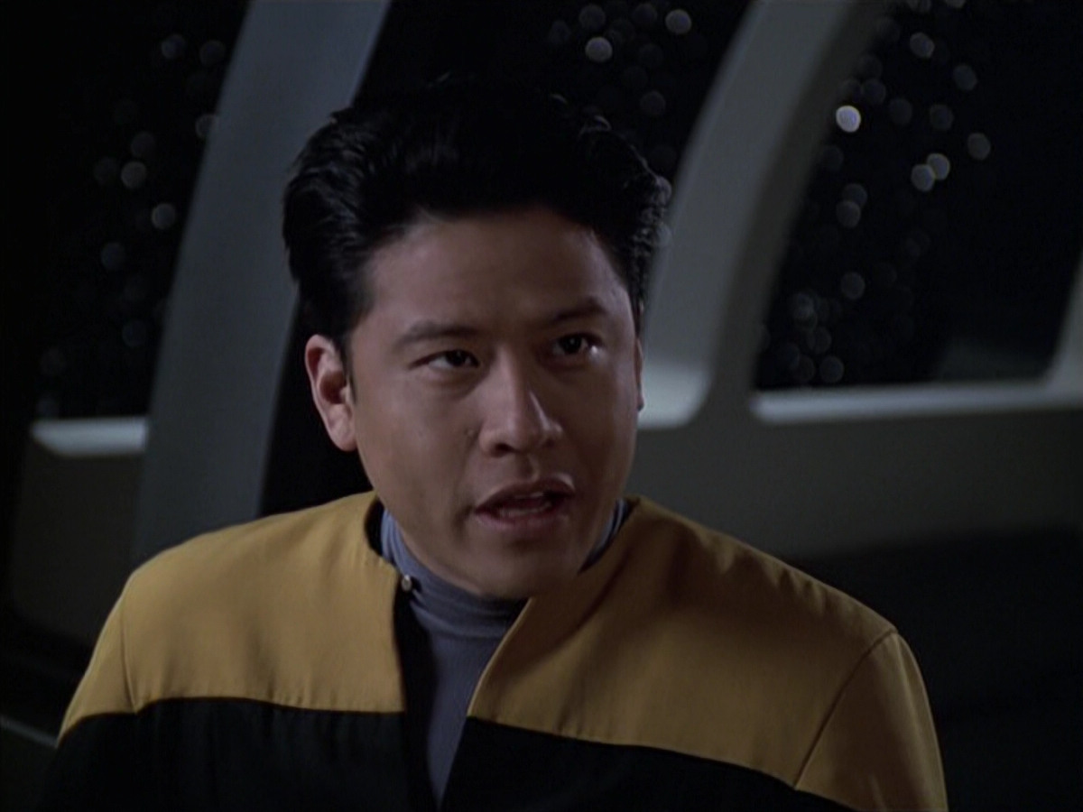 extant_StarTrek_VOY_6x18-AshesToAshes_03076.jpg