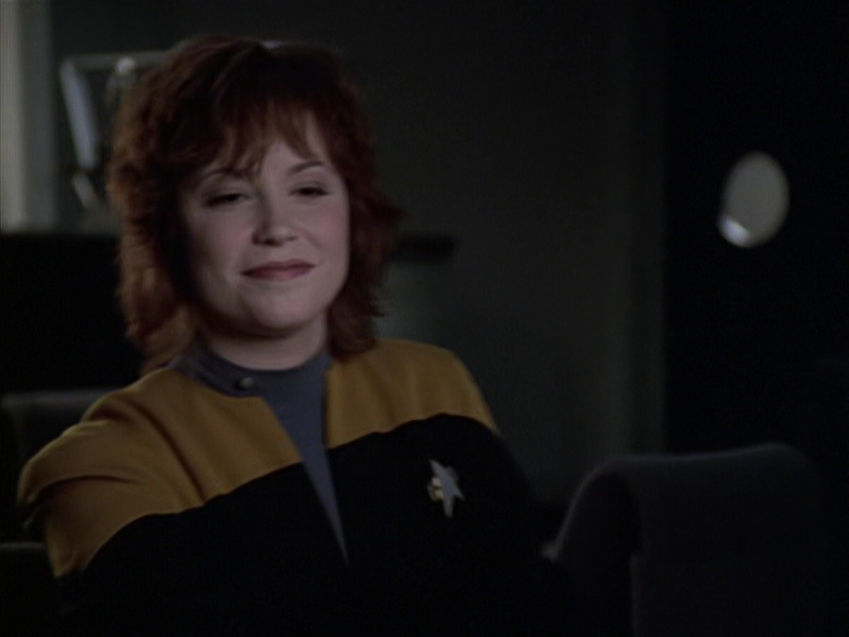 extant_StarTrek_VOY_6x18-AshesToAshes_03081.jpg