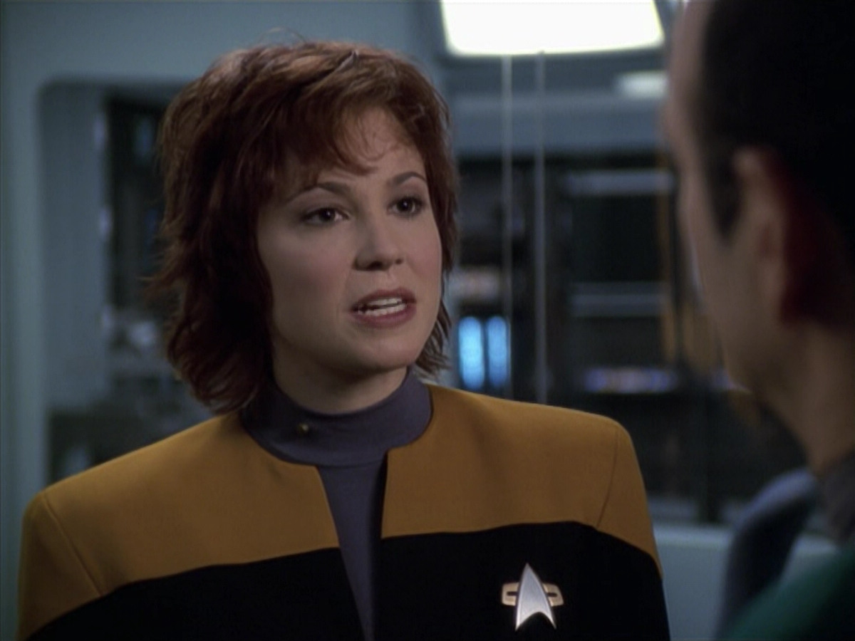 extant_StarTrek_VOY_6x18-AshesToAshes_03138.jpg