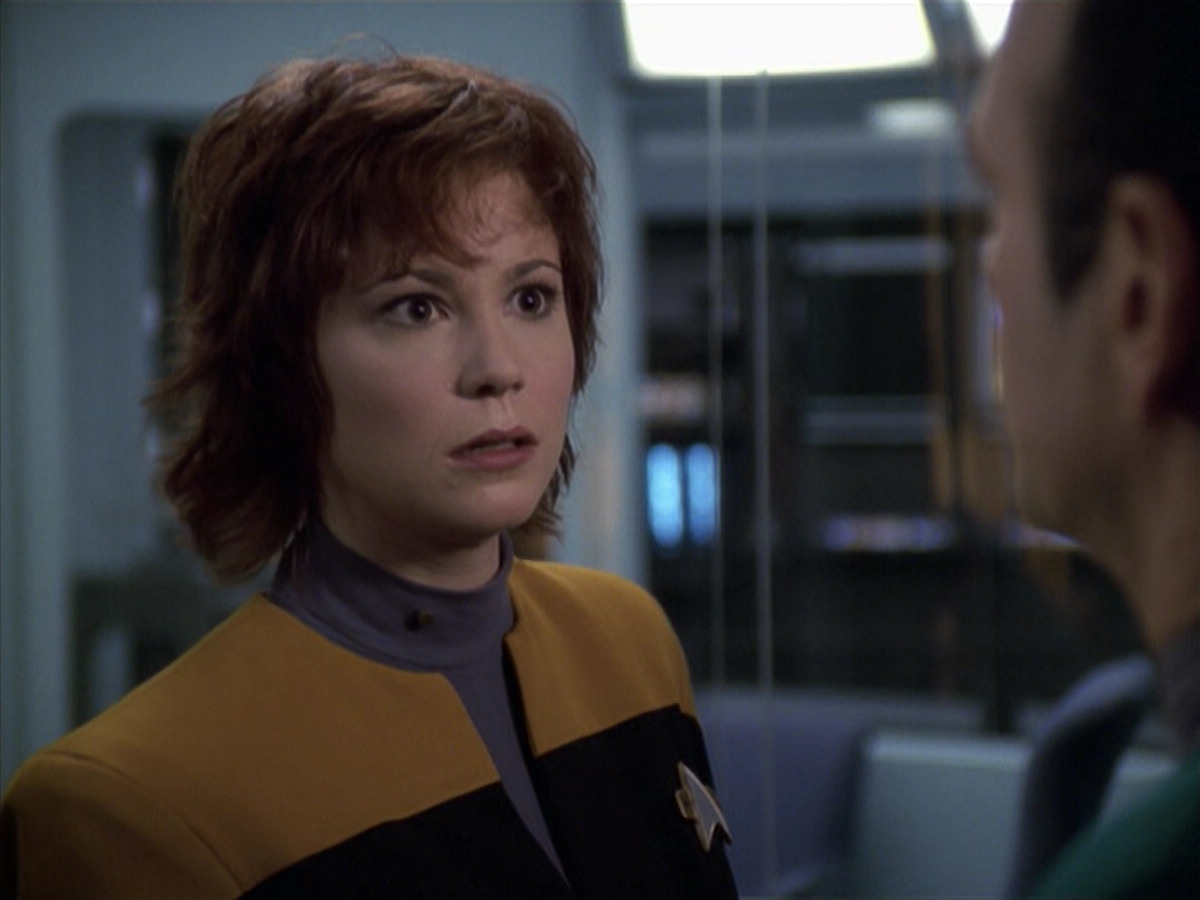 extant_StarTrek_VOY_6x18-AshesToAshes_03150.jpg