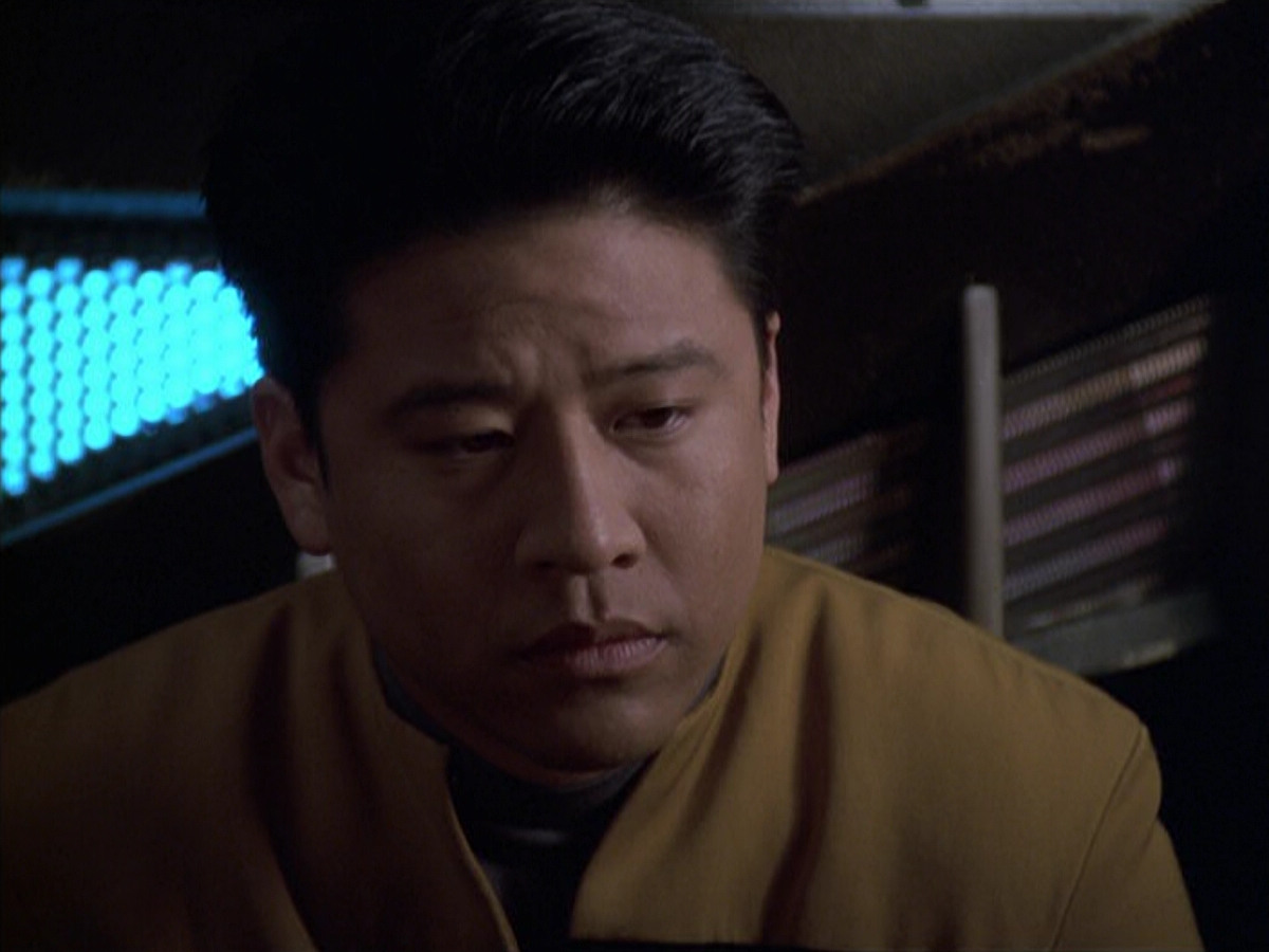 extant_StarTrek_VOY_6x18-AshesToAshes_03291.jpg
