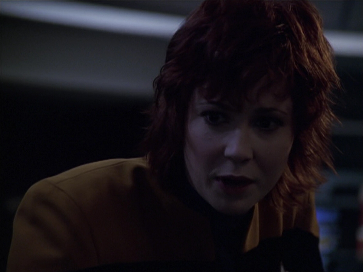 extant_StarTrek_VOY_6x18-AshesToAshes_03371.jpg
