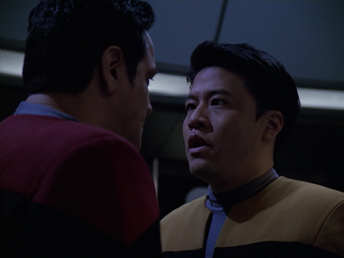 extant_StarTrek_VOY_6x18-AshesToAshes_03406.jpg