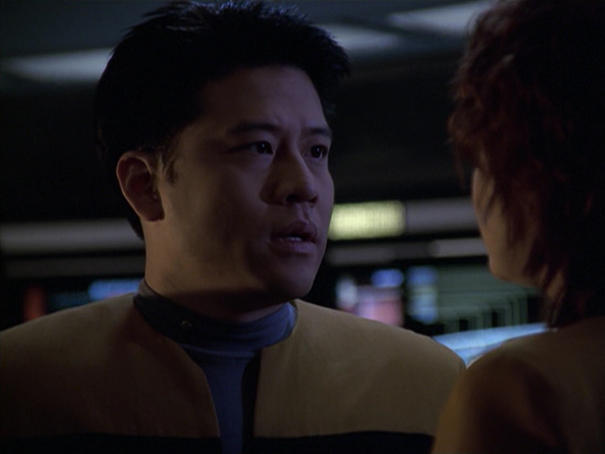 extant_StarTrek_VOY_6x18-AshesToAshes_03416.jpg