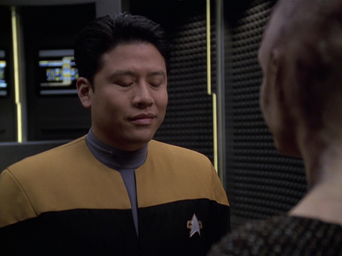 extant_StarTrek_VOY_6x18-AshesToAshes_03488.jpg