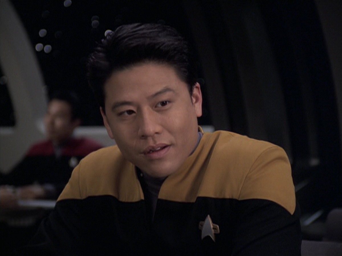 extant_StarTrek_VOY_6x18-AshesToAshes_03595.jpg