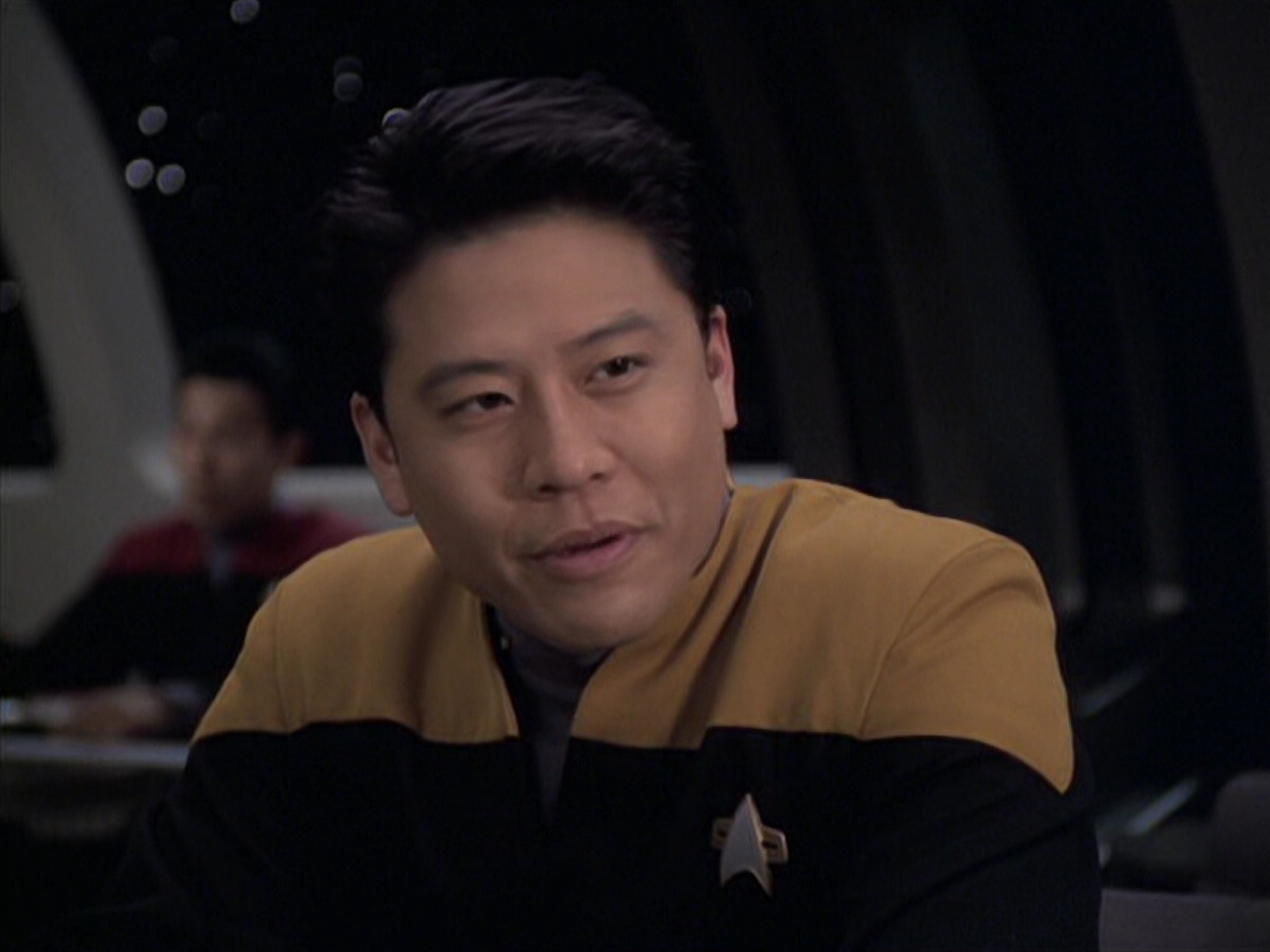 extant_StarTrek_VOY_6x18-AshesToAshes_03597.jpg