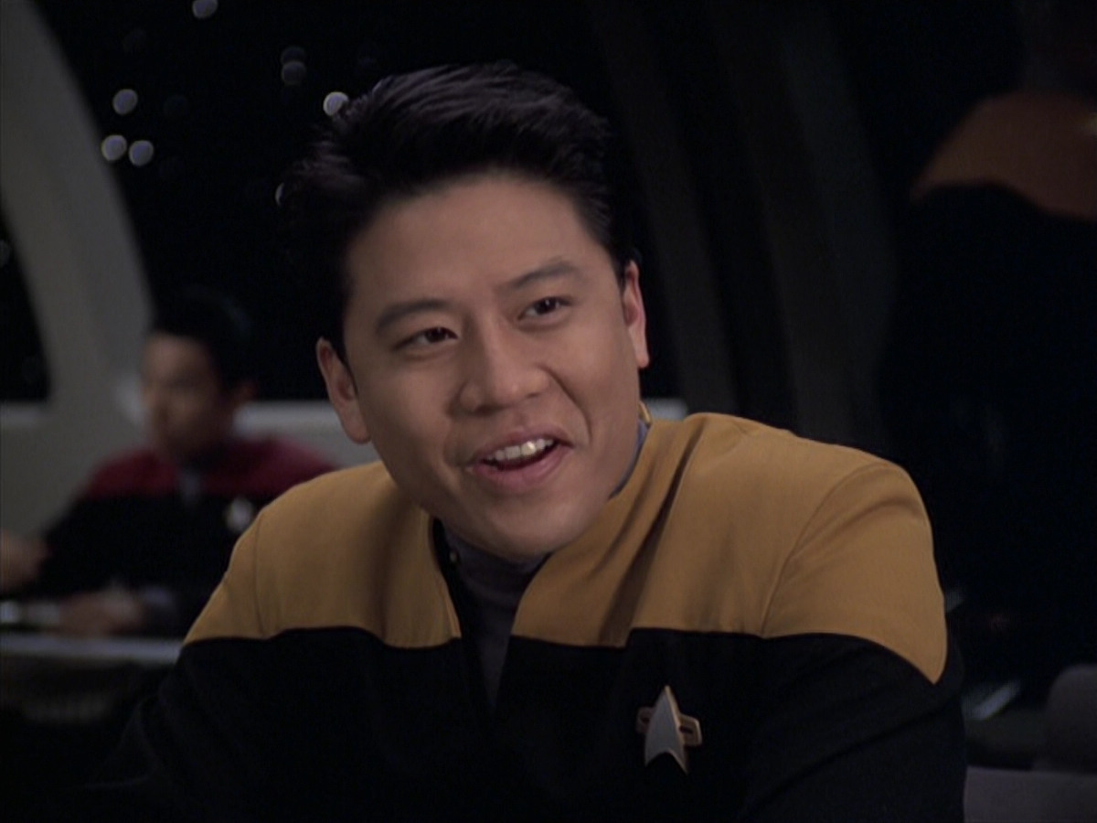 extant_StarTrek_VOY_6x18-AshesToAshes_03600.jpg