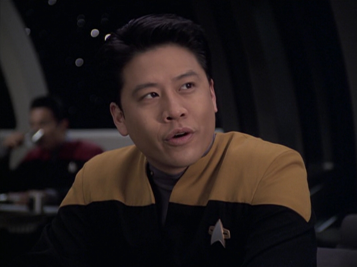 extant_StarTrek_VOY_6x18-AshesToAshes_03619.jpg