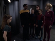 Filename=extant_StarTrek_VOY_6x18-AshesToAshes_00370.jpg
Filesize=149KiB
Dimensions=1200x900
Date added=Jan 02, 2020 extant_StarTrek_VOY_6x18-AshesToAshes_00370.jpg