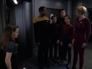 Filename=extant_StarTrek_VOY_6x18-AshesToAshes_00371.jpg
Filesize=149KiB
Dimensions=1200x900
Date added=Jan 02, 2020 extant_StarTrek_VOY_6x18-AshesToAshes_00371.jpg