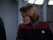 extant_StarTrek_VOY_6x18-AshesToAshes_00748.jpg