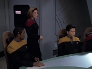 Filename=extant_StarTrek_VOY_6x18-AshesToAshes_00887.jpg
Filesize=138KiB
Dimensions=1200x900
Date added=Jan 02, 2020 extant_StarTrek_VOY_6x18-AshesToAshes_00887.jpg