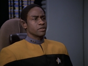 extant_StarTrek_VOY_6x18-AshesToAshes_00936.jpg