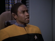 extant_StarTrek_VOY_6x18-AshesToAshes_00939.jpg
