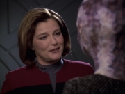 extant_StarTrek_VOY_6x18-AshesToAshes_00958.jpg