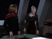 extant_StarTrek_VOY_6x18-AshesToAshes_00969.jpg