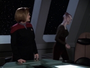 extant_StarTrek_VOY_6x18-AshesToAshes_00970.jpg