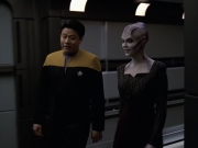 Filename=extant_StarTrek_VOY_6x18-AshesToAshes_00976.jpg
Filesize=125KiB
Dimensions=1200x900
Date added=Jan 02, 2020 extant_StarTrek_VOY_6x18-AshesToAshes_00976.jpg