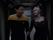 Filename=extant_StarTrek_VOY_6x18-AshesToAshes_00988.jpg
Filesize=125KiB
Dimensions=1200x900
Date added=Jan 02, 2020 extant_StarTrek_VOY_6x18-AshesToAshes_00988.jpg