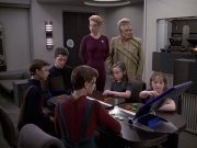 Filename=extant_StarTrek_VOY_6x18-AshesToAshes_01097.jpg
Filesize=192KiB
Dimensions=1200x900
Date added=Jan 02, 2020 extant_StarTrek_VOY_6x18-AshesToAshes_01097.jpg