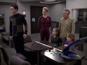 Filename=extant_StarTrek_VOY_6x18-AshesToAshes_01146.jpg
Filesize=182KiB
Dimensions=1200x900
Date added=Jan 02, 2020 extant_StarTrek_VOY_6x18-AshesToAshes_01146.jpg