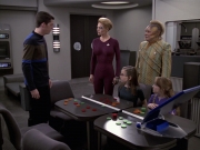 Filename=extant_StarTrek_VOY_6x18-AshesToAshes_01161.jpg
Filesize=182KiB
Dimensions=1200x900
Date added=Jan 02, 2020 extant_StarTrek_VOY_6x18-AshesToAshes_01161.jpg