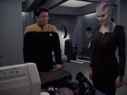 Filename=extant_StarTrek_VOY_6x18-AshesToAshes_01189.jpg
Filesize=160KiB
Dimensions=1200x900
Date added=Jan 02, 2020 extant_StarTrek_VOY_6x18-AshesToAshes_01189.jpg
