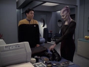 Filename=extant_StarTrek_VOY_6x18-AshesToAshes_01194.jpg
Filesize=168KiB
Dimensions=1200x900
Date added=Jan 02, 2020 extant_StarTrek_VOY_6x18-AshesToAshes_01194.jpg