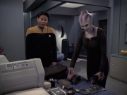 Filename=extant_StarTrek_VOY_6x18-AshesToAshes_01196.jpg
Filesize=172KiB
Dimensions=1200x900
Date added=Jan 02, 2020 extant_StarTrek_VOY_6x18-AshesToAshes_01196.jpg