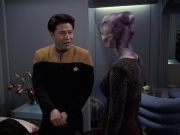 Filename=extant_StarTrek_VOY_6x18-AshesToAshes_01297.jpg
Filesize=159KiB
Dimensions=1200x900
Date added=Jan 02, 2020 extant_StarTrek_VOY_6x18-AshesToAshes_01297.jpg