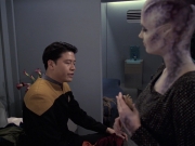 Filename=extant_StarTrek_VOY_6x18-AshesToAshes_01343.jpg
Filesize=160KiB
Dimensions=1200x900
Date added=Jan 02, 2020 extant_StarTrek_VOY_6x18-AshesToAshes_01343.jpg