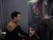 Filename=extant_StarTrek_VOY_6x18-AshesToAshes_01344.jpg
Filesize=148KiB
Dimensions=1200x900
Date added=Jan 02, 2020 extant_StarTrek_VOY_6x18-AshesToAshes_01344.jpg