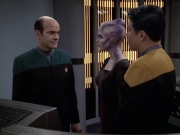 Filename=extant_StarTrek_VOY_6x18-AshesToAshes_01481.jpg
Filesize=167KiB
Dimensions=1200x900
Date added=Jan 02, 2020 extant_StarTrek_VOY_6x18-AshesToAshes_01481.jpg