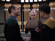 Filename=extant_StarTrek_VOY_6x18-AshesToAshes_01553.jpg
Filesize=209KiB
Dimensions=1200x900
Date added=Jan 02, 2020 extant_StarTrek_VOY_6x18-AshesToAshes_01553.jpg