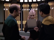 Filename=extant_StarTrek_VOY_6x18-AshesToAshes_01557.jpg
Filesize=212KiB
Dimensions=1200x900
Date added=Jan 02, 2020 extant_StarTrek_VOY_6x18-AshesToAshes_01557.jpg