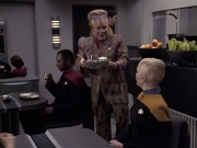 Filename=extant_StarTrek_VOY_6x18-AshesToAshes_01578.jpg
Filesize=169KiB
Dimensions=1200x900
Date added=Jan 02, 2020 extant_StarTrek_VOY_6x18-AshesToAshes_01578.jpg