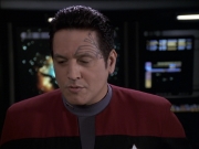 Filename=extant_StarTrek_VOY_6x18-AshesToAshes_01864.jpg
Filesize=141KiB
Dimensions=1200x900
Date added=Jan 02, 2020 extant_StarTrek_VOY_6x18-AshesToAshes_01864.jpg