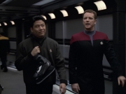 Filename=extant_StarTrek_VOY_6x18-AshesToAshes_01927.jpg
Filesize=141KiB
Dimensions=1200x900
Date added=Jan 02, 2020 extant_StarTrek_VOY_6x18-AshesToAshes_01927.jpg
