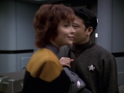 extant_StarTrek_VOY_6x18-AshesToAshes_02024.jpg
