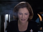 extant_StarTrek_VOY_6x18-AshesToAshes_02038.jpg