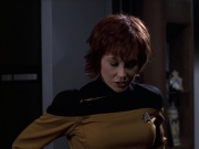 extant_StarTrek_VOY_6x18-AshesToAshes_02050.jpg