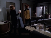 extant_StarTrek_VOY_6x18-AshesToAshes_02068.jpg